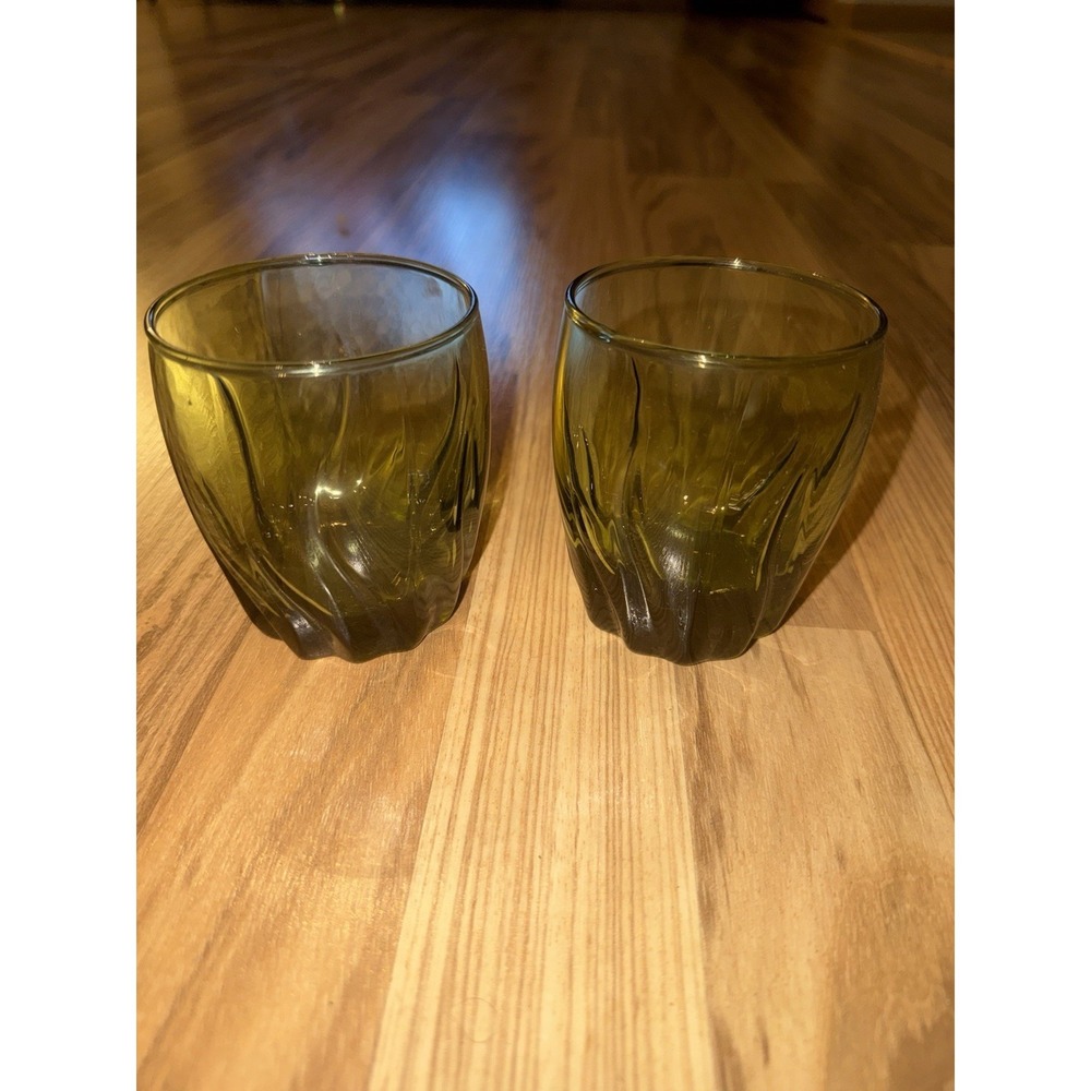 Set of 2 Anchor Hocking CENTRAL PARK IVY Green Swirl Juice‎ Glass 1970s